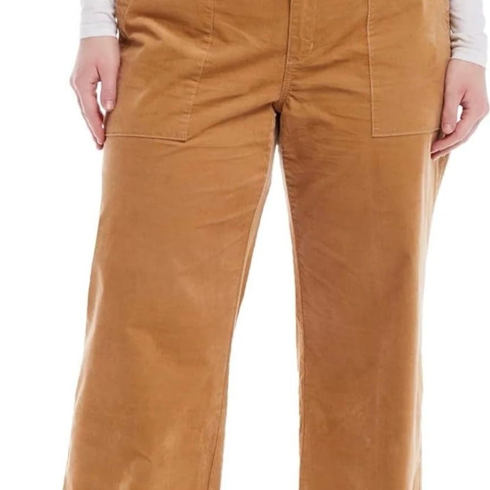Stylish Wide-Leg Tan Pants for Women